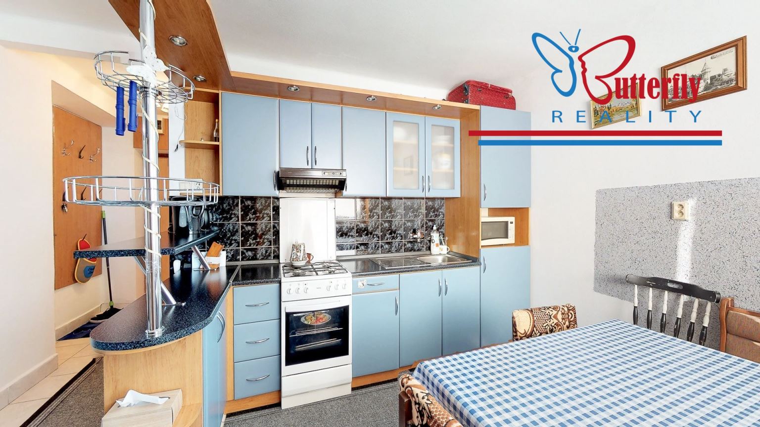 2 IZBOVÝ BYT, 55 M2, NOVÁKY