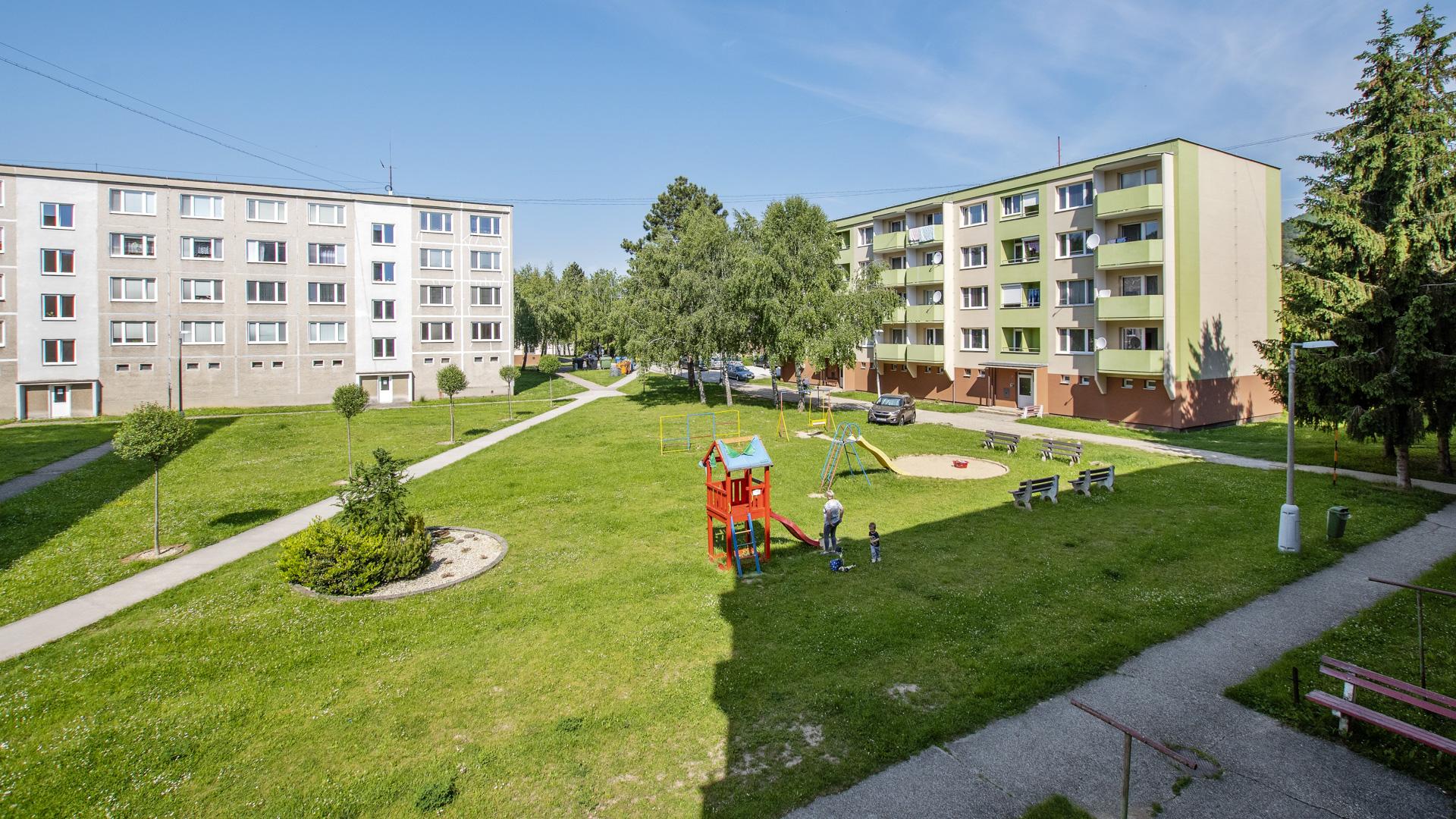 Predaný 3,5 izbový byt, 95 m2, Dolné Vestenice, Gumárenská