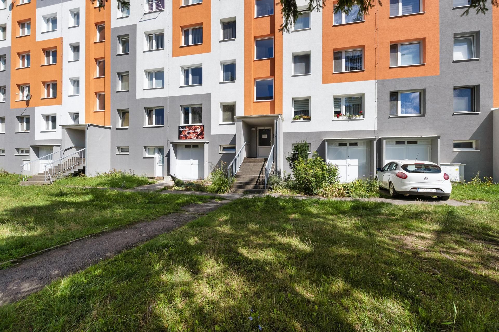 PREDAJ 3 izbový byt, Handlová, Okružná 4