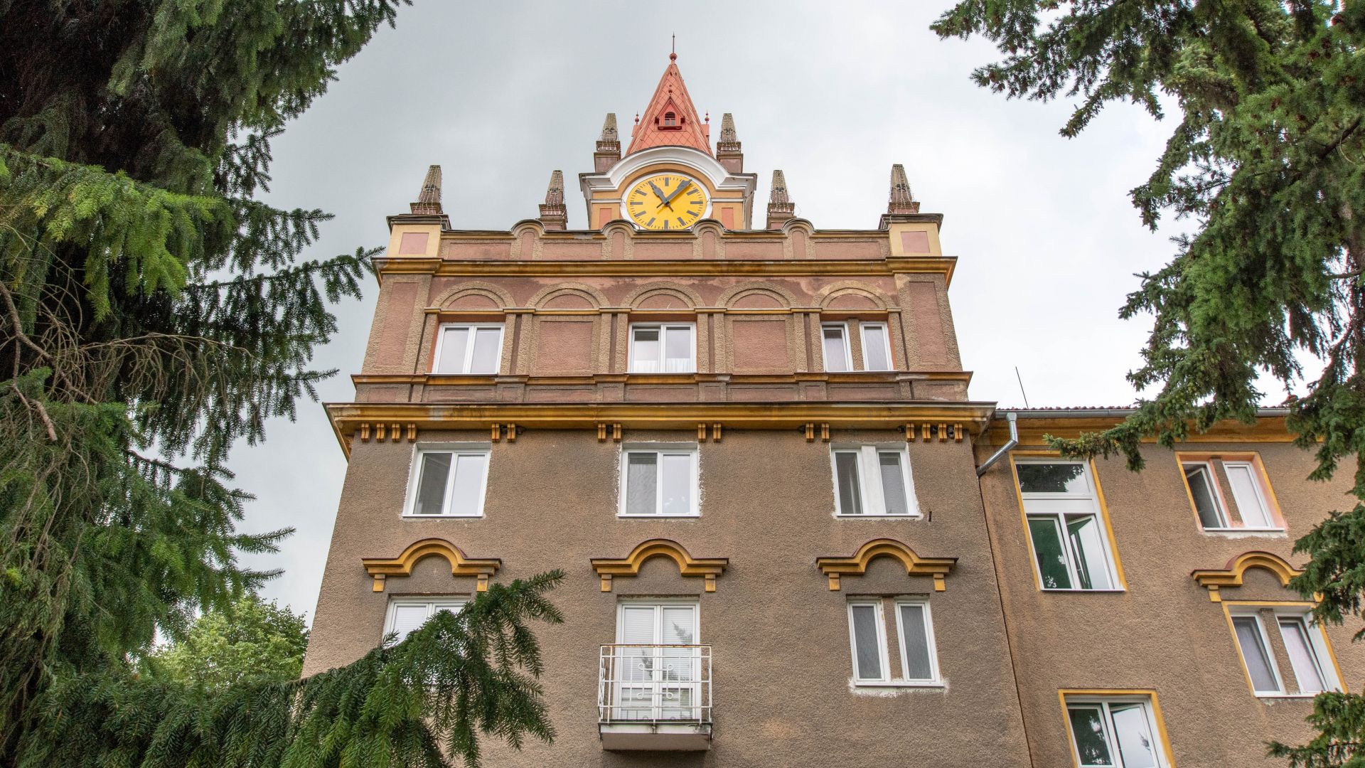 Predaný 3 izbový byt, 82,7 m2, Handlová, 29. augusta.