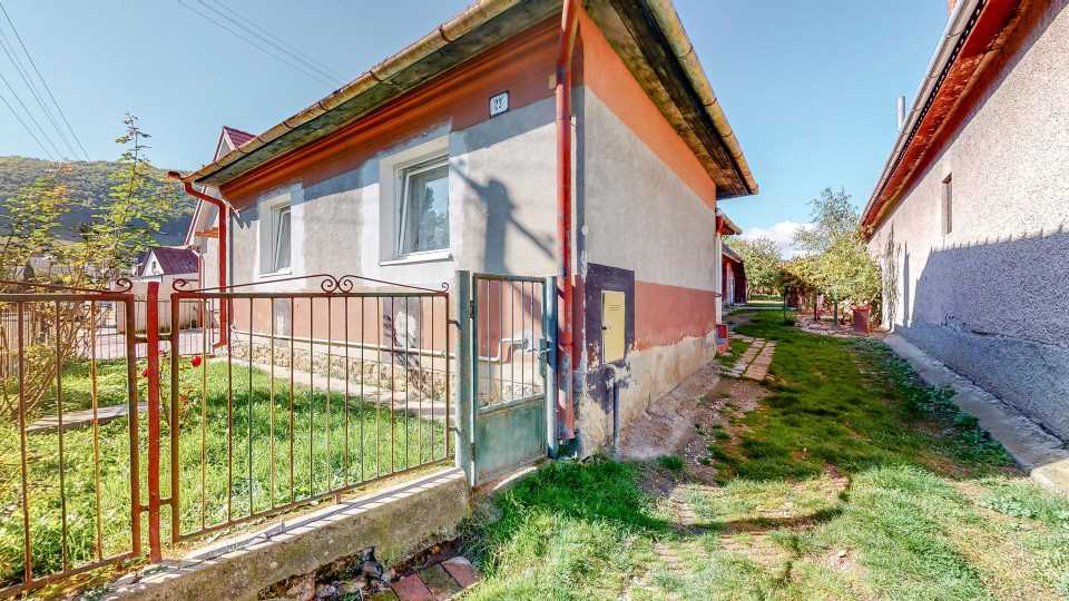 Predaný 4 izbový rodinný dom s pozemkom, o rozlohe 997 m2 v Diviakoch nad Nitricou