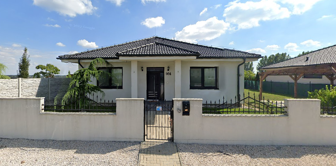 Predaný 4 izbový bungalov s pozemkom 663 m2 v obci Vydrany