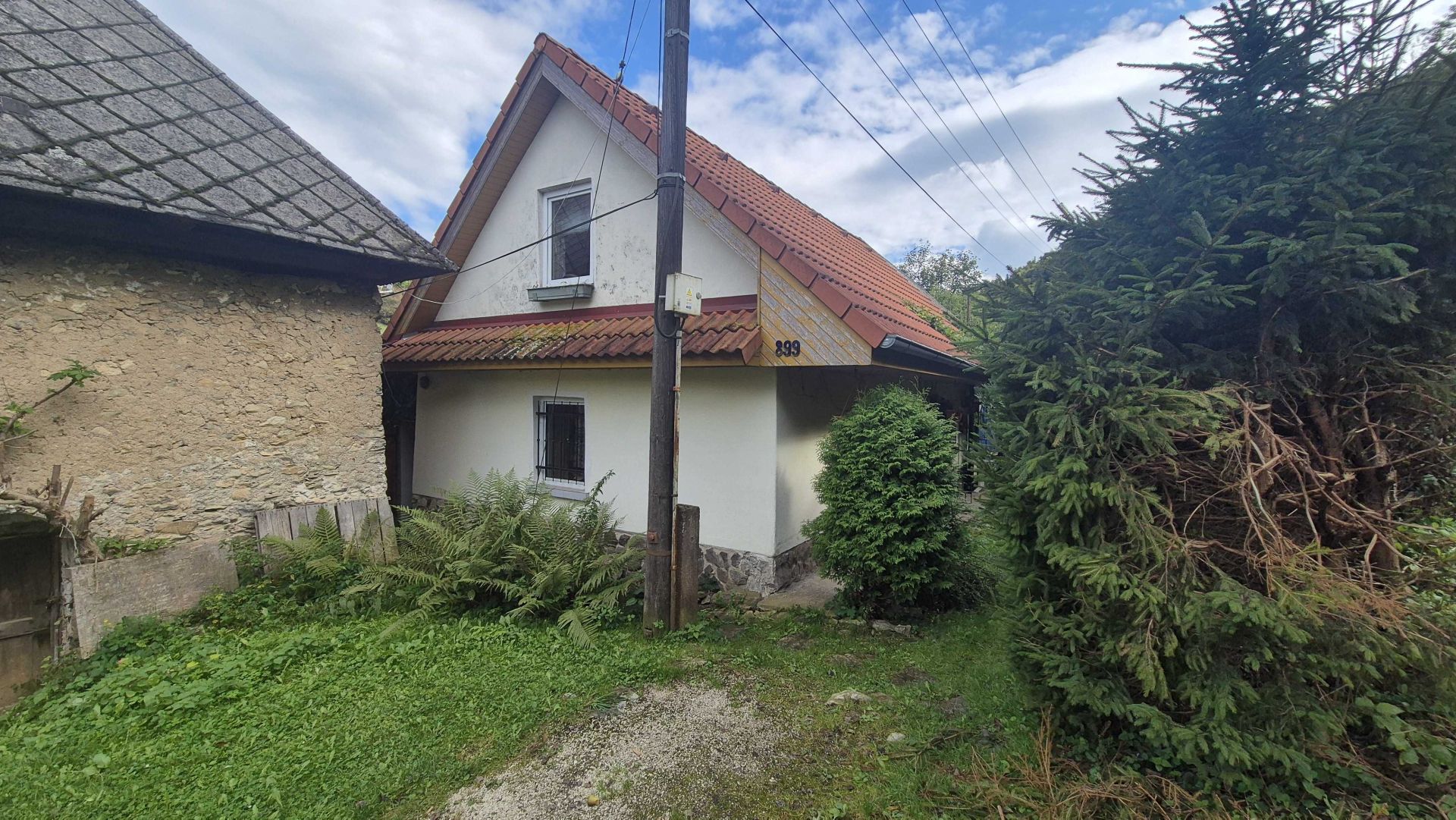 Predaj dva rodinné domy v obci Valaská Belá