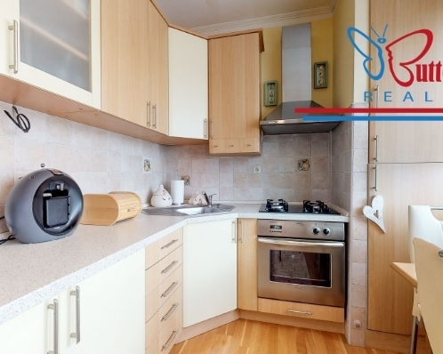 1 Izbový byt, 38 m2, Radvaň, Banská Bystrica. Predané 73 200 €.