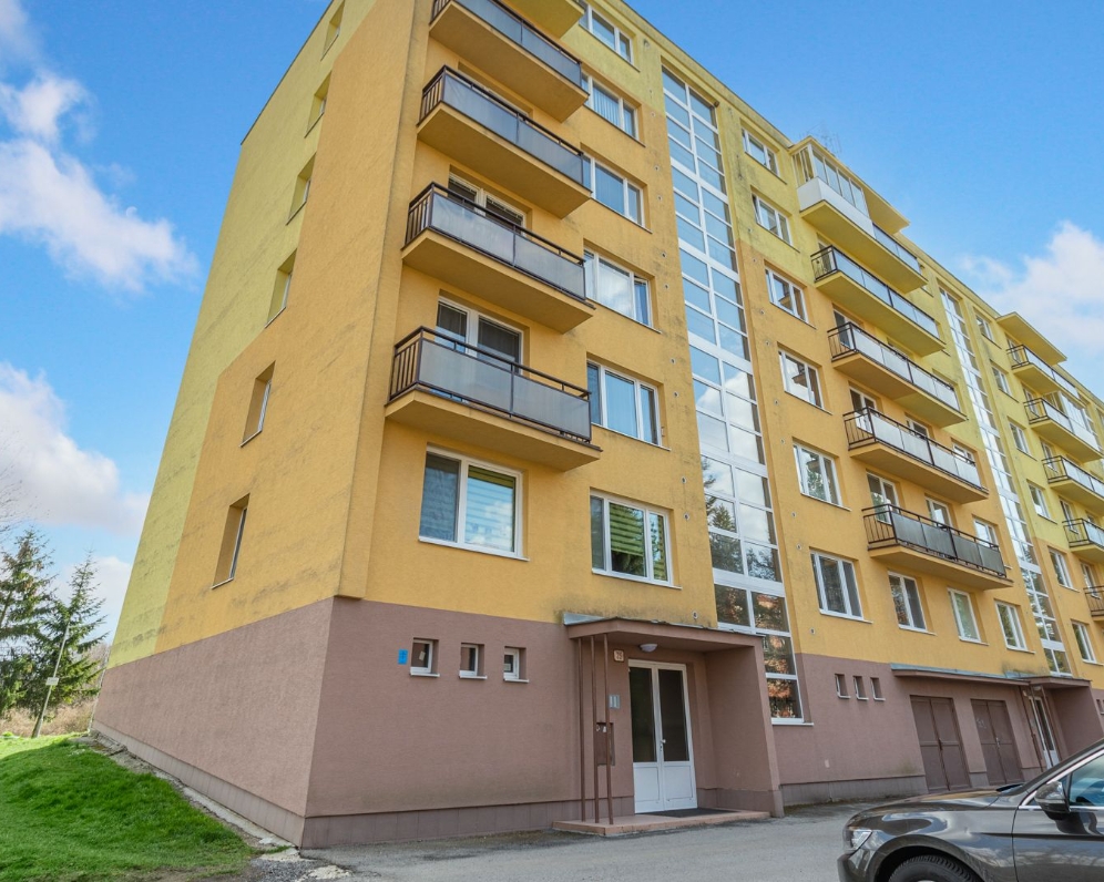 PREDAJ 3 izbový byt, 64 m2, Handlová, Morovnianská cesta