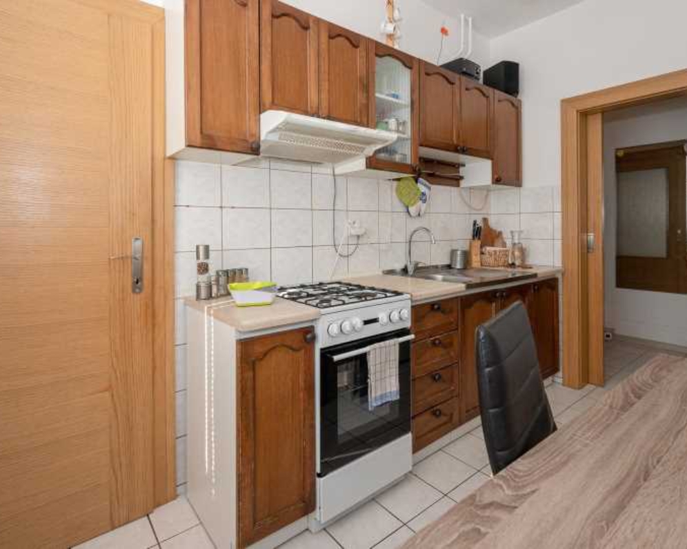 Na predaj 2 izbový byt, 71 m2, Nováky, Čerešňová