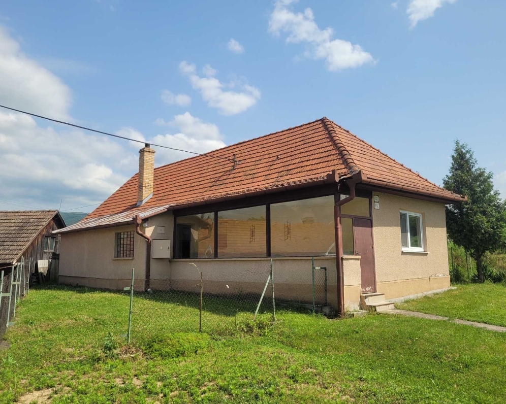 Predaj rodinný dom Čereňany 518 m2