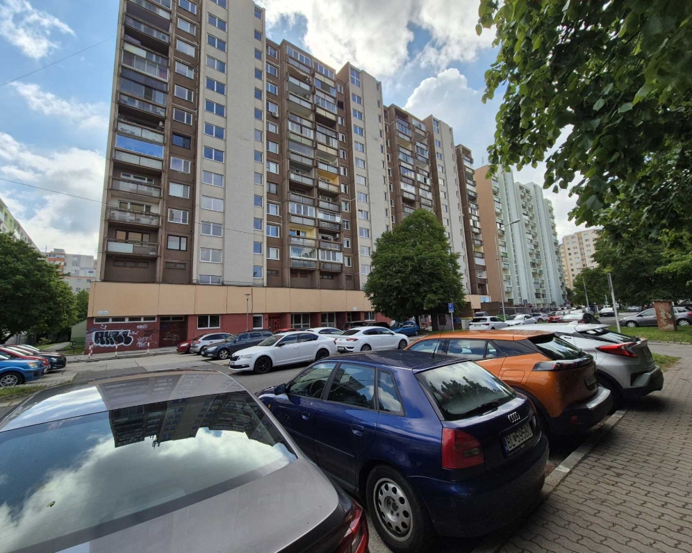 Predaný 1 izbový byt Devínska Nová Ves, na ulici Pavla Horova, 38 m2